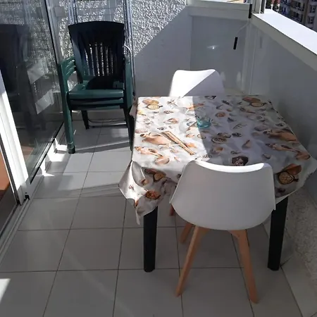 With Sea View In Playa De Americas, 40 M² * プラヤ・デ・ラス・アメリカス